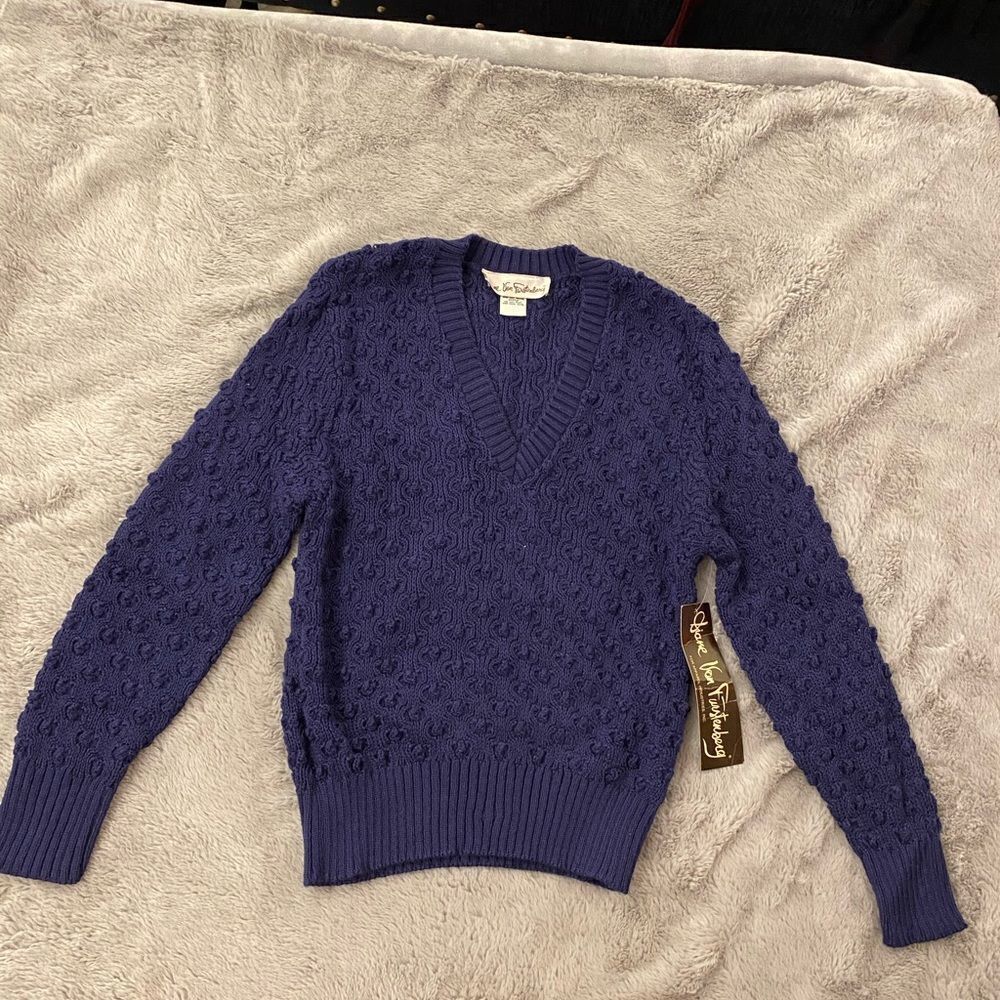 Diane Von Furstenberg V-neck sweater, S